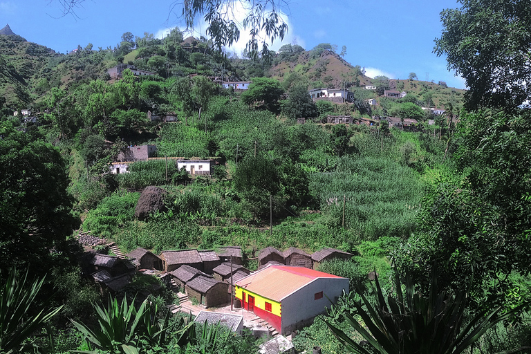 Santiago: Longueira, Pico de Antónia en Monte Tchota Trek