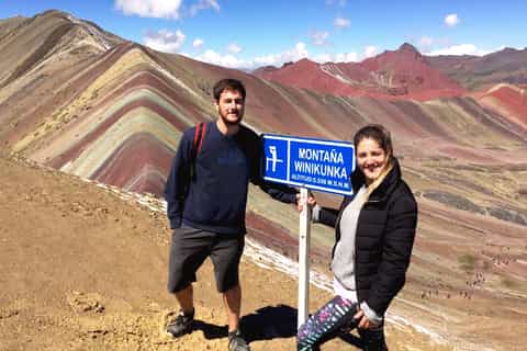 Cusco: Rainbow Mountain Tour with Meals