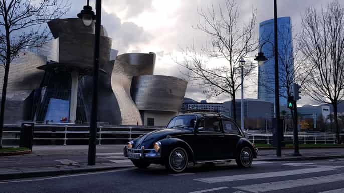 bilbao tour privado en coche de escarabajo vintage con pintxo y vino