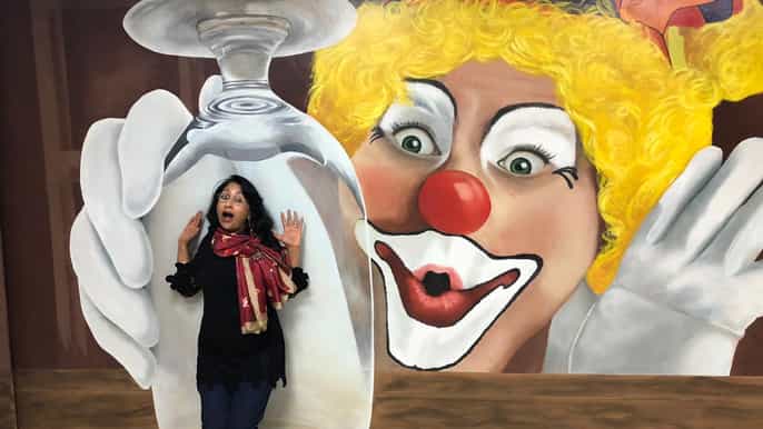 dubai 3d world selfie museum entrance