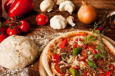 Lake Como: 2-Hour Pizza-Making Experience