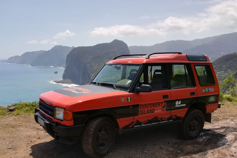 Eiland Madeira: rondleiding van een hele dag door Oost-MadeiraJeeptour hele dag - Santana - Het beste oosten