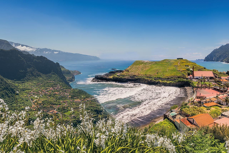 Eiland Madeira: rondleiding van een hele dag door Oost-MadeiraJeeptour hele dag - Santana - Het beste oosten