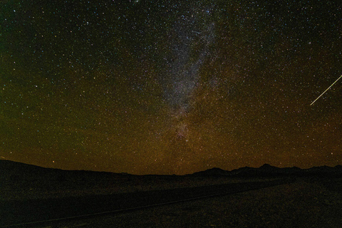 Las Vegas: Death Valley Sunset and Stargazing Day Tour