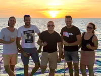 Noord, Happy Hour Sunset Cruise - Housity