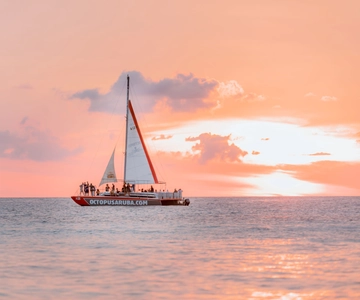 Noord: Happy Hour Sunset Cruise