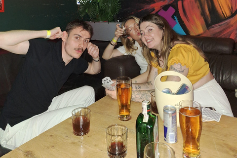 Gdańsk 2025: Bar Tour with Karaoke and Welcome Shots