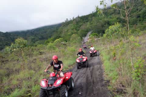 Bali : visite guidée en quad au mont Batur & sources chaudes