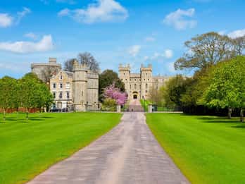 Ab London: Stonehenge, Windsor & Bath - Tagestour per Bus Ab London: Stonehenge, Windsor & Bath - Tagestour per Bus