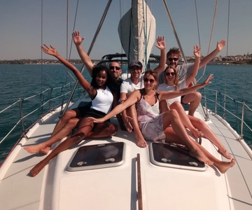 Thessaloniki: Half-Day Sailing Cruise to Shipwreck Bay