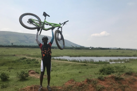 Kampala: Radtour auf der Viktoriaseeinsel