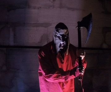Frankfurt: Scary Sightseeing Tour with The Hangman