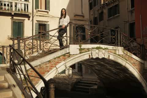 Venice: Private 2-Hour Photo Shoot with a Local Photographer