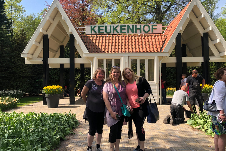 Amsterdam: ogród tulipanowy Keukenhof i zwiedzanie Giethoorn