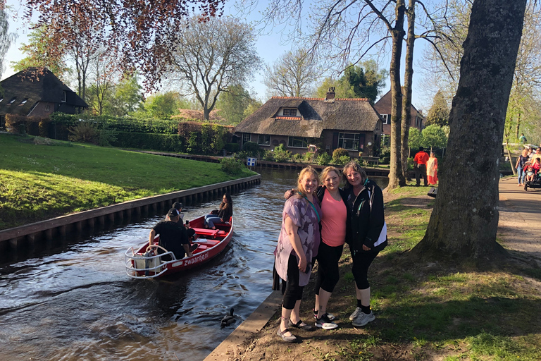 Amsterdam: ogród tulipanowy Keukenhof i zwiedzanie Giethoorn