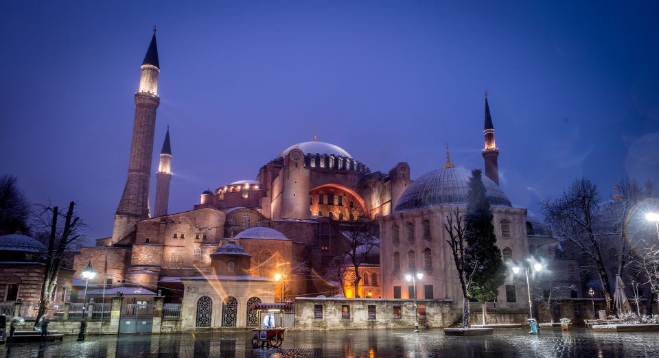 The Blue Mosque and Grand Bazaar - The Wanderlust Effect