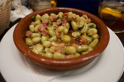 Málaga: Traditional Tapas and Wine Tour Malaga: Traditional Tapas and Wine Tour