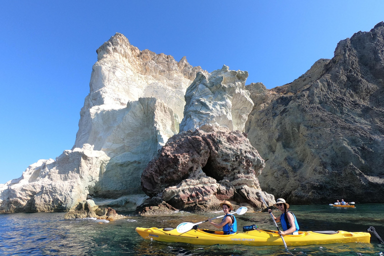 Santorini: Sea Caves Kayak Trip with Snorkeling and Picnic