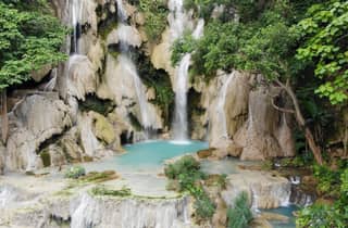 Luang Prabang: Kreuzfahrt zu den Pak Ou Höhlen & Kuang Si Wasserfällen