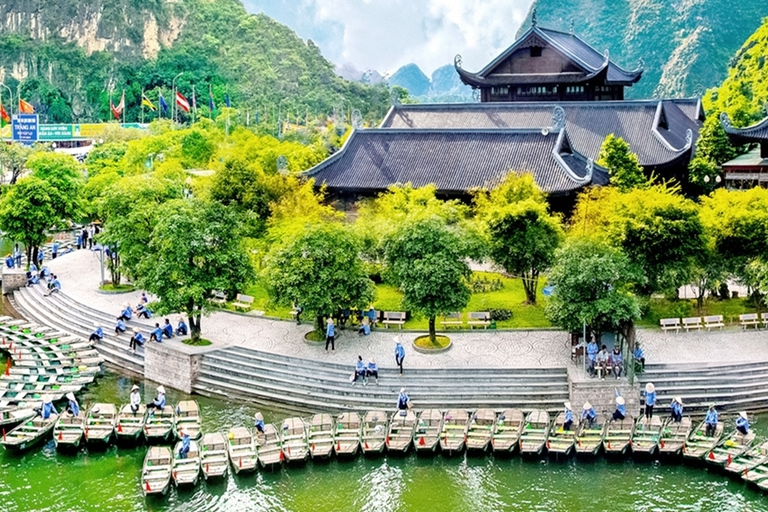 De Hanoi: excursion d'une journée à Trang An, à la grotte de Mua et à Ngoa Long