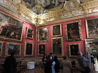 Florenz, Raphael's 500th Anniversary Experience - Hizvo