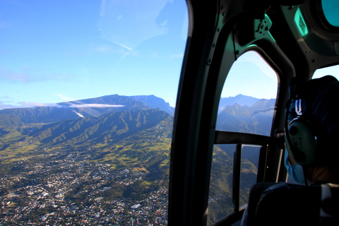 From St Pierre: helicopter flight over the whole of Reunion Island