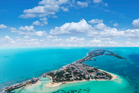 Cancun: Isla Mujeres Catamaran Tour met Reef Snorkeling