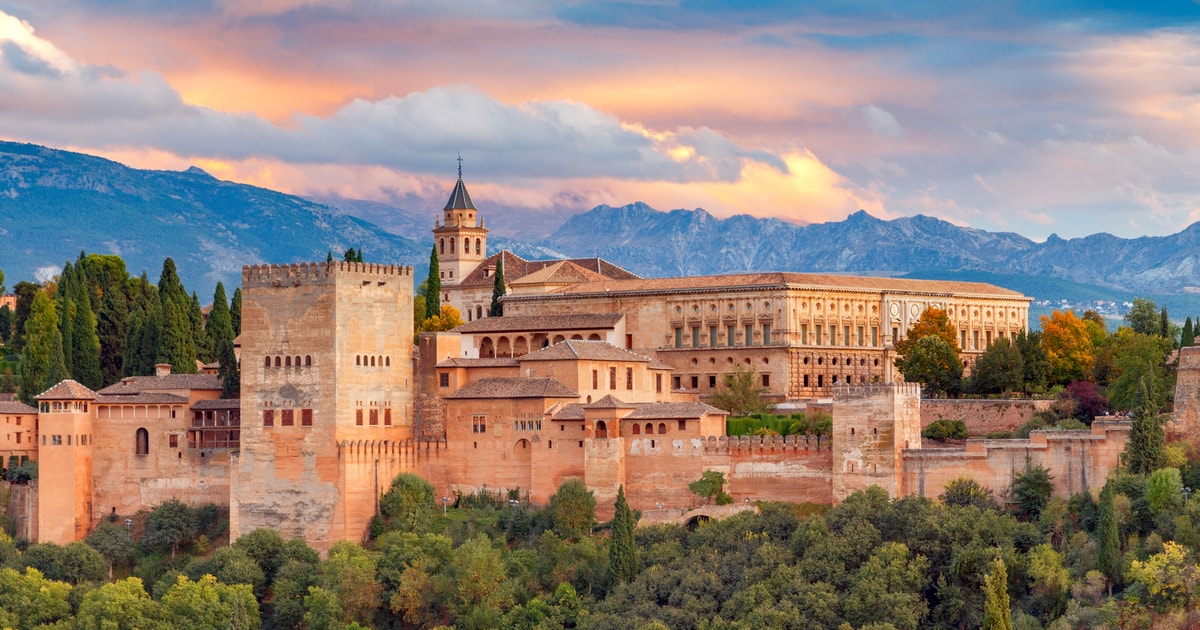 Granada: Tour Alhambra, Palácio Nasrida E Generalife 3 Horas | GetYourGuide