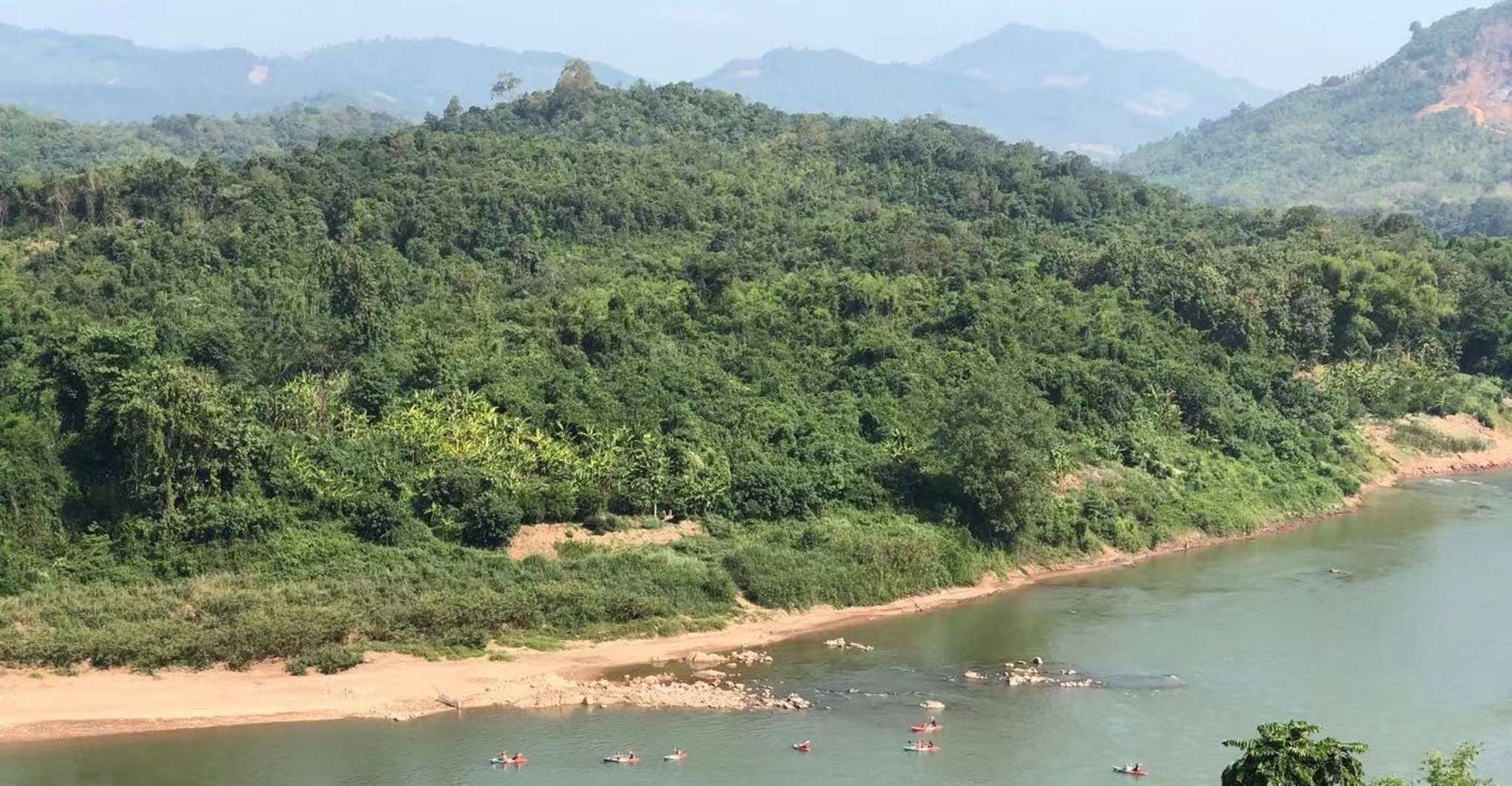 Luang Prabang, Kayak Tour a Pak Ou Grotte - Hizvo