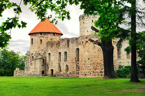 Mini Baltic Tour: Riga till Parnu turnéRiga: Dagstur till Sigulda, Parnu och Tallinn i Östersjön