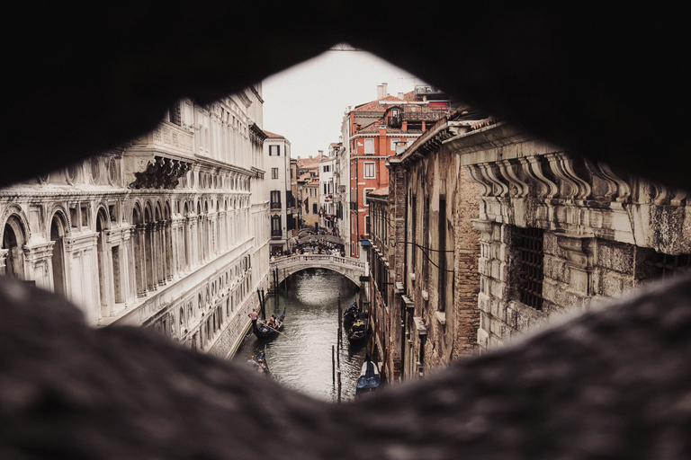 Venedig: Markusdom mit Terrasse und Dogenpalast