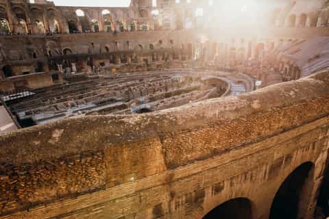colosseo accesso speciale arena e cancello del gladiatore