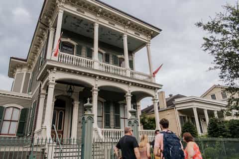 New Orleans: Garden District Tour with Elms Mansion Access