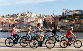 Porto: City Highlights 3-Hour Guided Electric Bike Tour