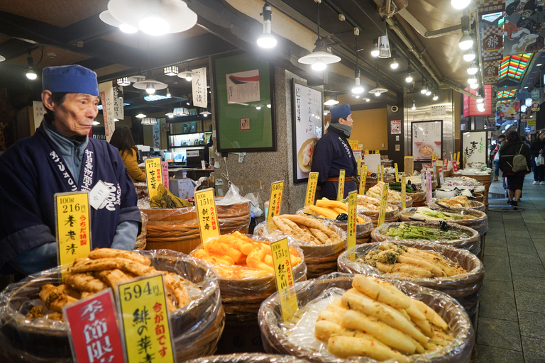 Kioto: piesza wycieczka po Gion ze śniadaniem na targu Nishiki