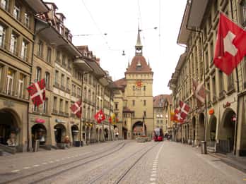 Bern: Capture the most Photogenic Spots with a Local