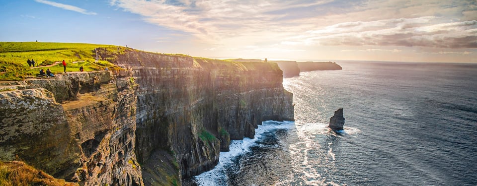 Ab Dublin: Tagestour zu den Cliffs of Moher