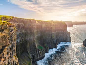 Ab Dublin: Tagestour zu den Cliffs of Moher Ab Dublin: Tagestour zu den Cliffs of Moher