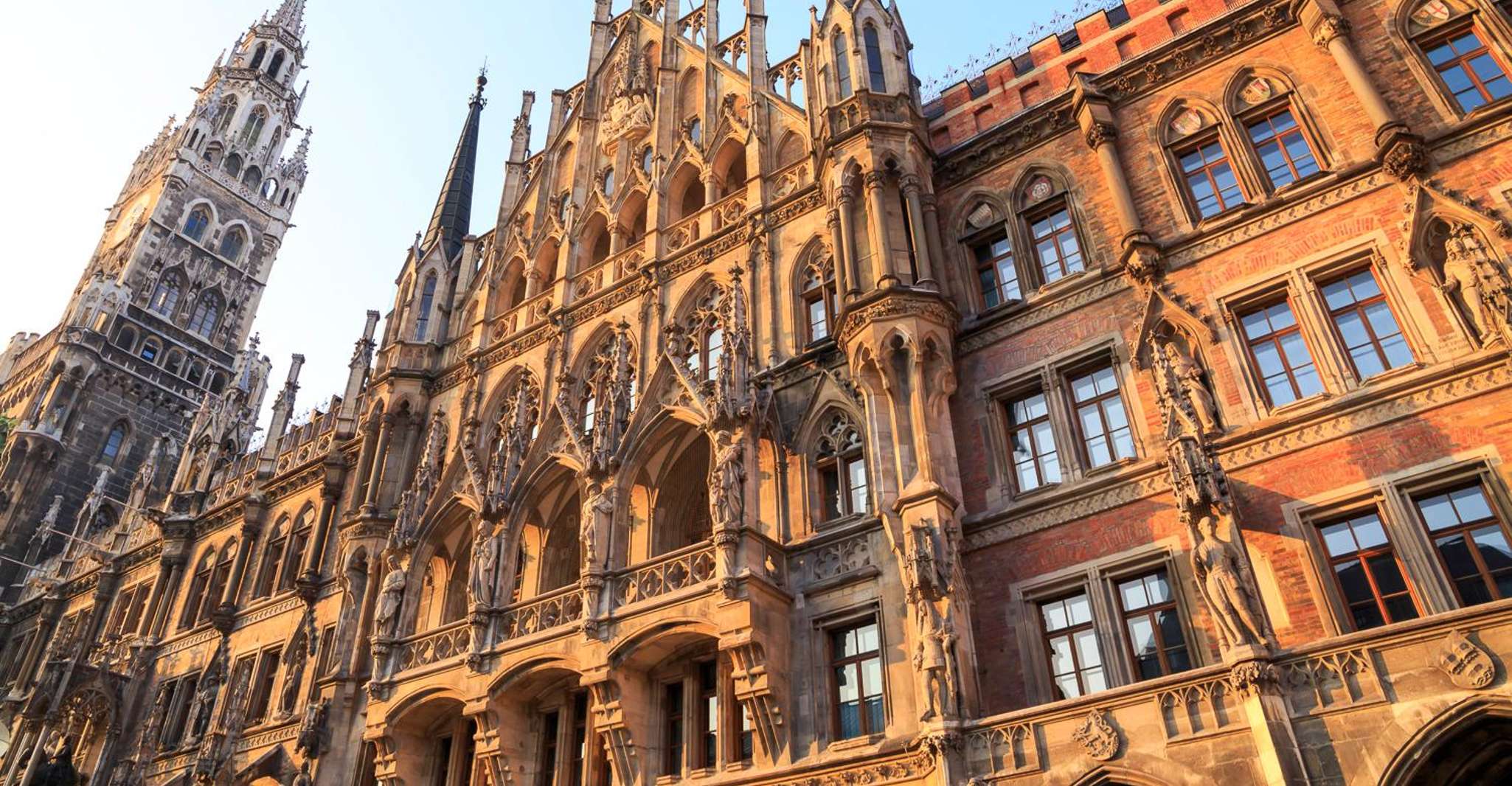 Munich: Third Reich & WWII Walking Tour photo 7