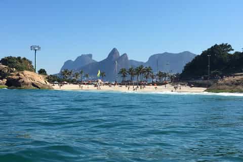 Rio de Janeiro: Best Beaches Boat Tour with Free Beers