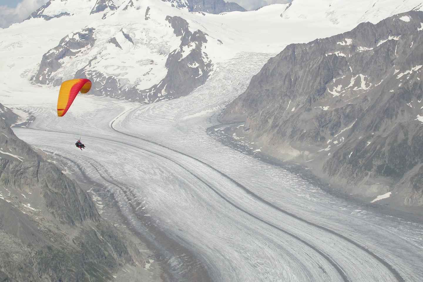 알레치 아레나: 패러글라이딩 체험