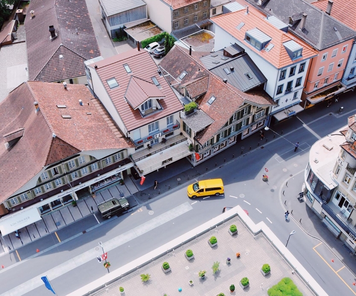 Interlaken: Exclusive Private Architecture Tour with a Local