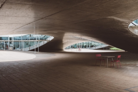 Lausanne: Rundgang durch die Architektur