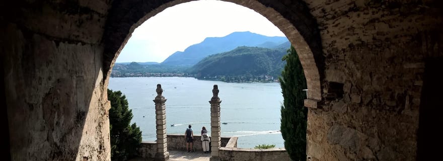 Lugano : Capturez les endroits les plus photogéniques avec un local