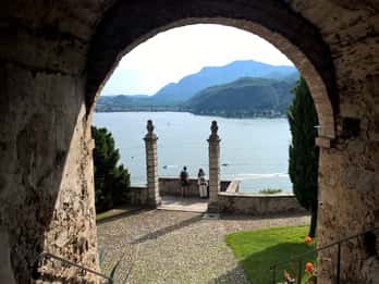 Lugano: Capture the most Photogenic Spots with a Local