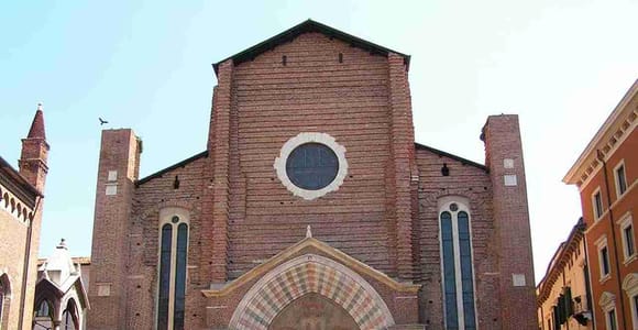 Verona: Entry Pass for Four Historic Churches w/ Audio Guide