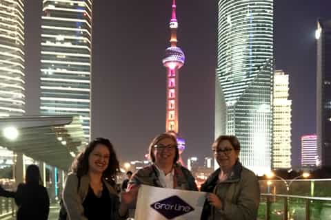 Shanghai: City Lights and Huangpu River Cruise Night Tour