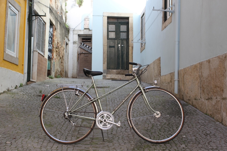 Lisboa: tour en bicicleta vintage de 3 horasTour en italiano