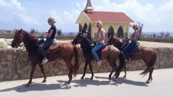 aruba 2hour private horseback ride