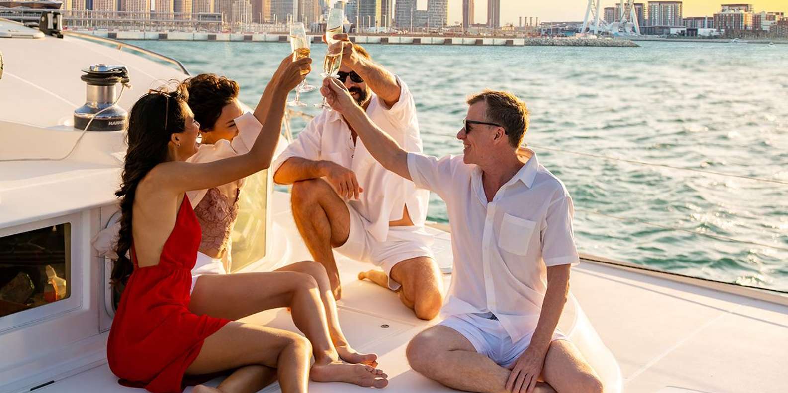 Dubai: Luxury Sunset Yacht Tour with Snacks and Drinks | GetYourGuide